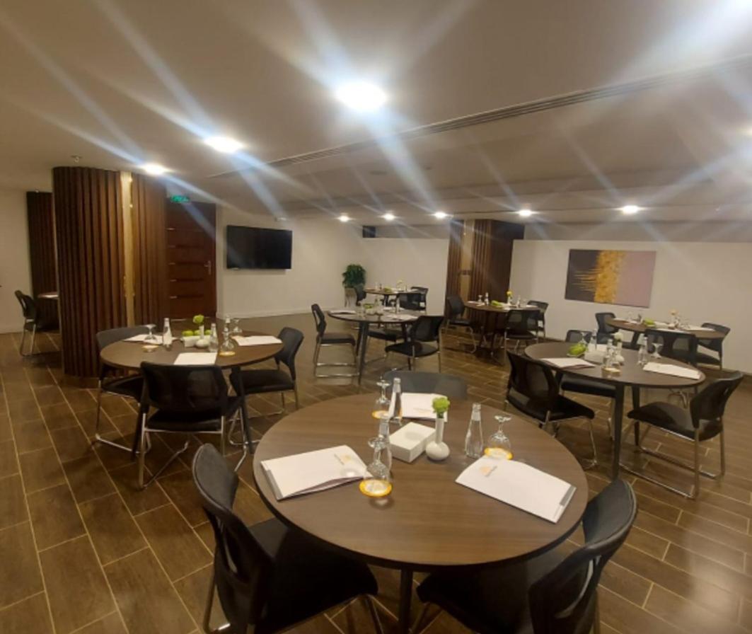 Tulip Plaza By Lpc Hotels & Resorts Ḩafar al Bāţin Esterno foto
