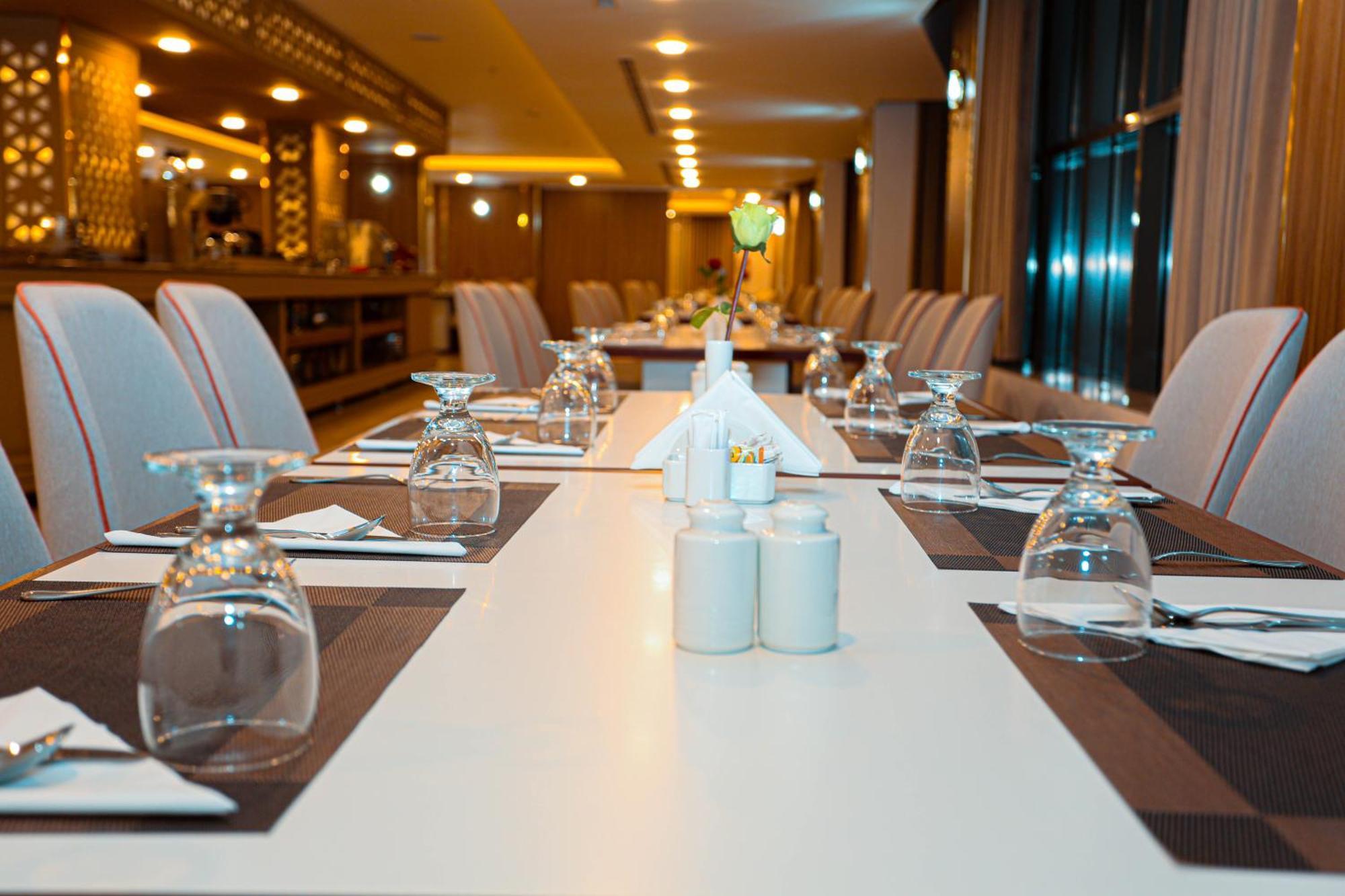 Tulip Plaza By Lpc Hotels & Resorts Ḩafar al Bāţin Esterno foto