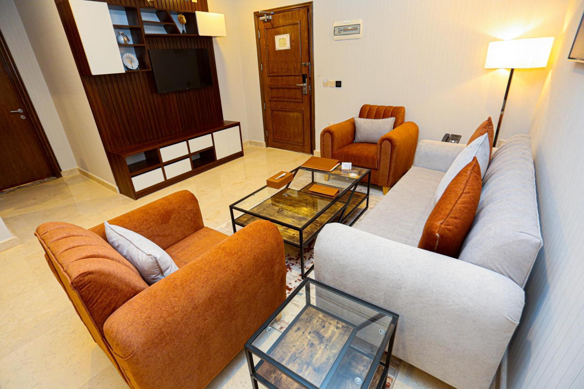 Tulip Plaza By Lpc Hotels & Resorts Ḩafar al Bāţin Esterno foto
