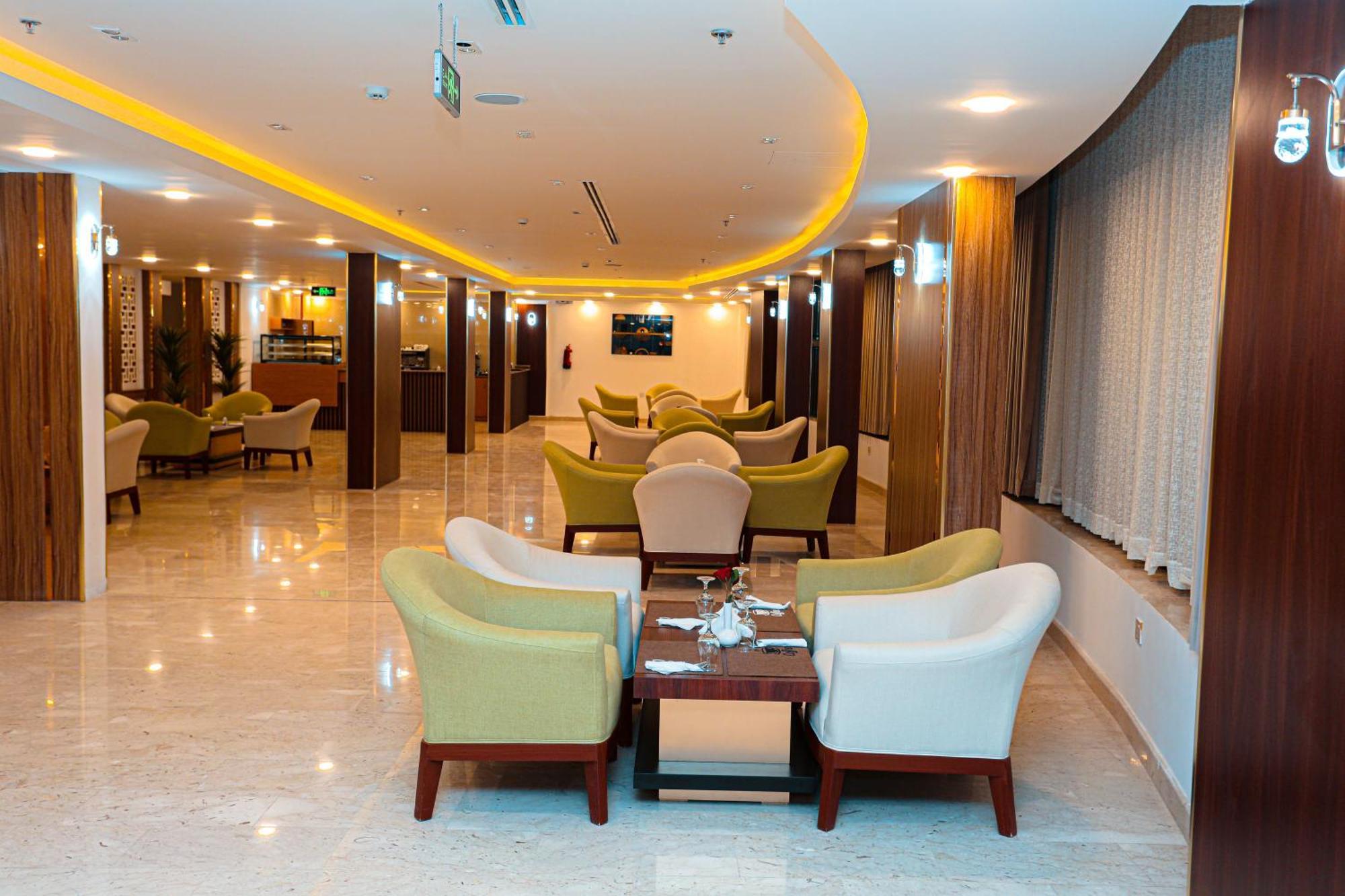 Tulip Plaza By Lpc Hotels & Resorts Ḩafar al Bāţin Esterno foto